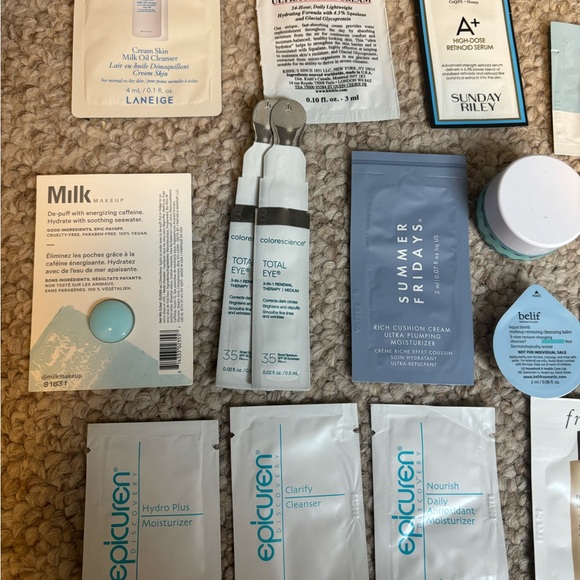 22 high end skincare samples - Picture 2 of 6